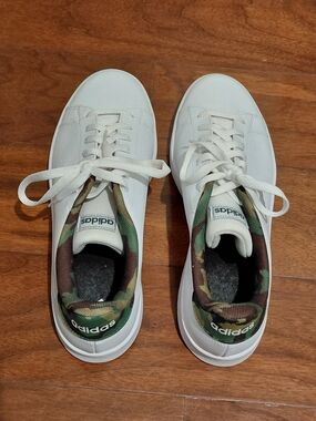 Adidas White Sneakers Camo Collar 12